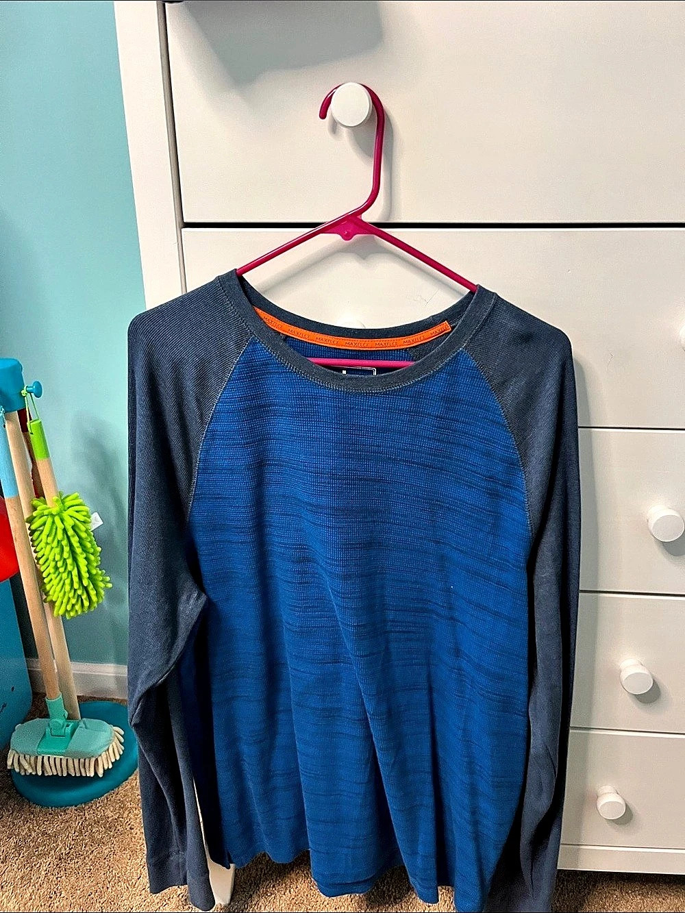 Long Sleeve Shirt in Blue & Gray Like New